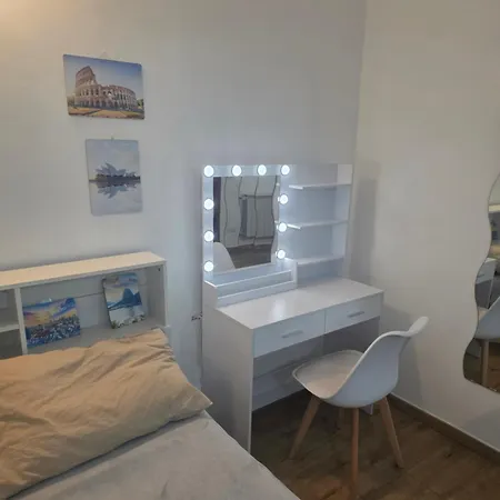 House شقة روما